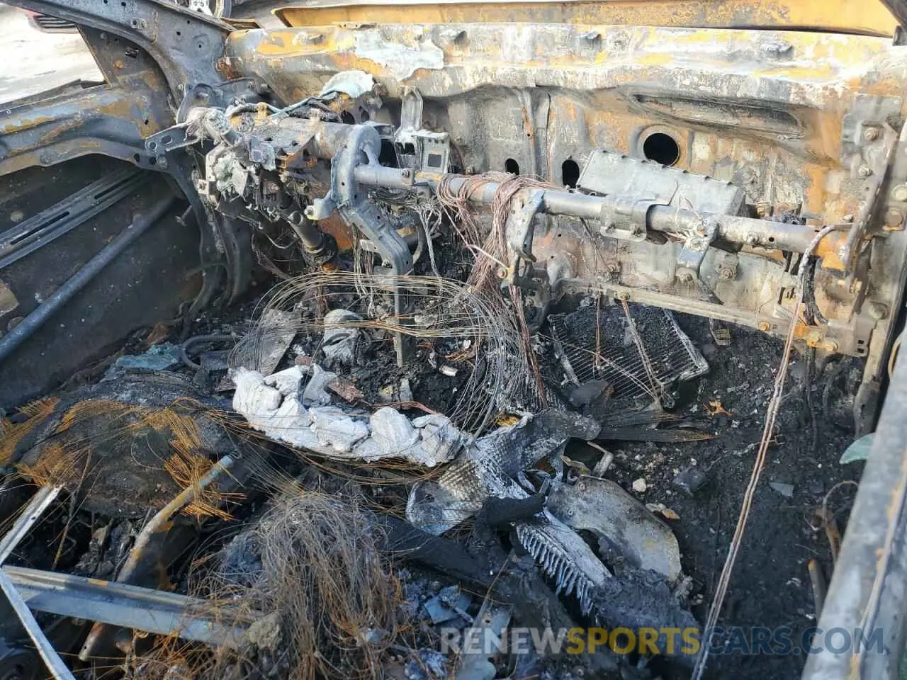 8 Photograph of a damaged car 3KPF34AD7KE035784 KIA FORTE 2019