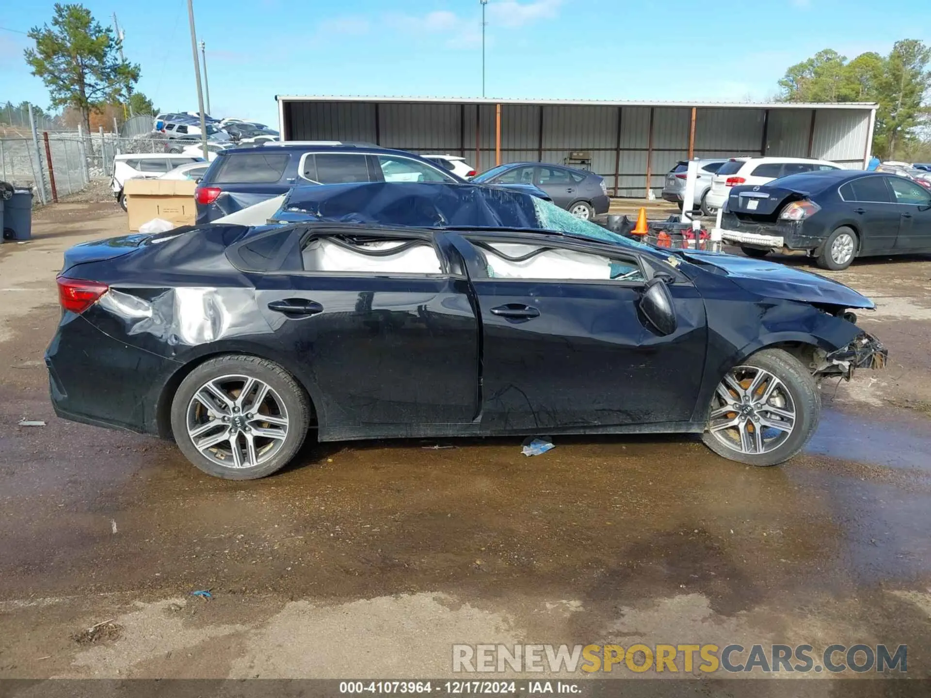 13 Photograph of a damaged car 3KPF34AD7KE066484 KIA FORTE 2019