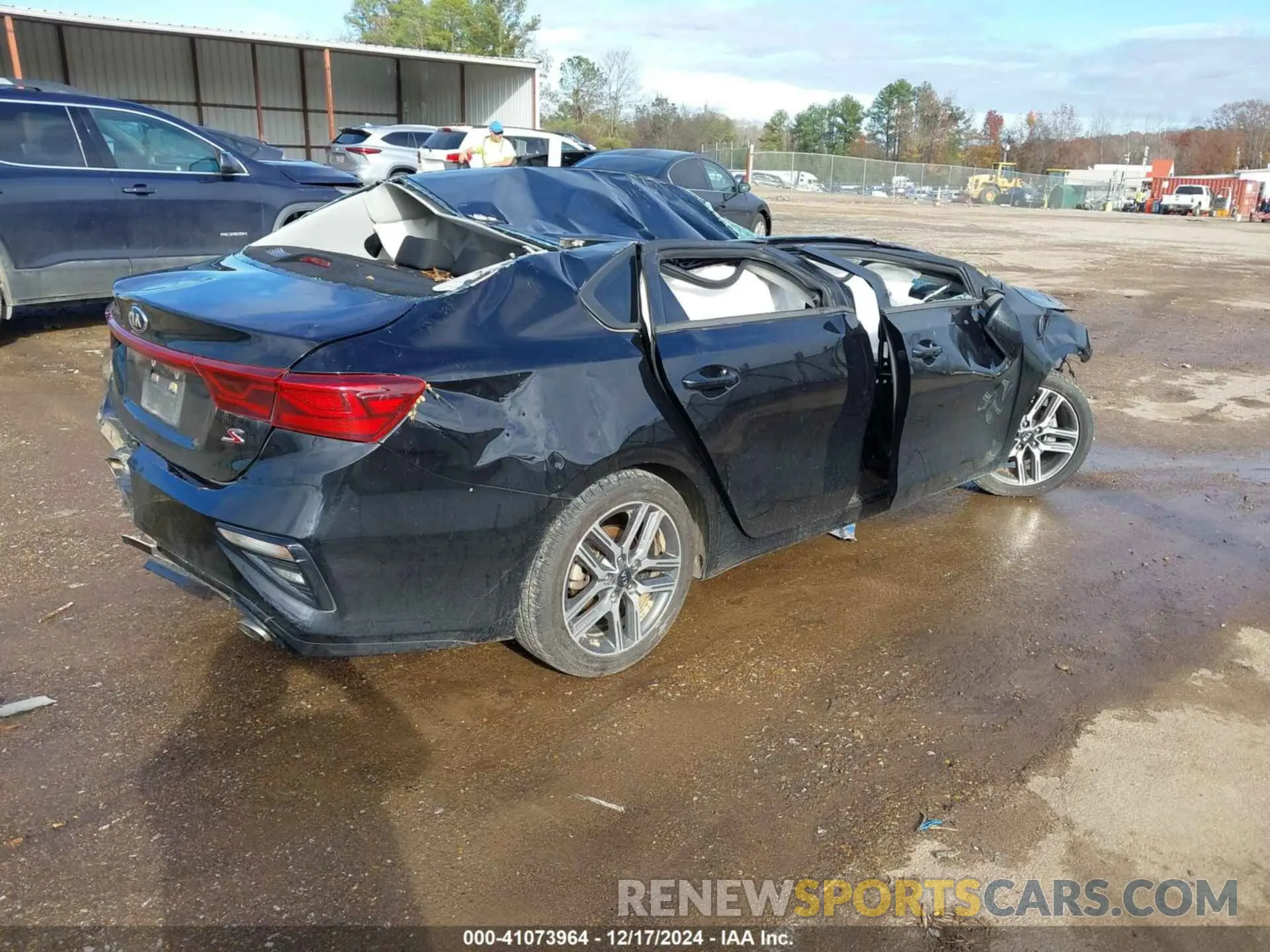 4 Photograph of a damaged car 3KPF34AD7KE066484 KIA FORTE 2019