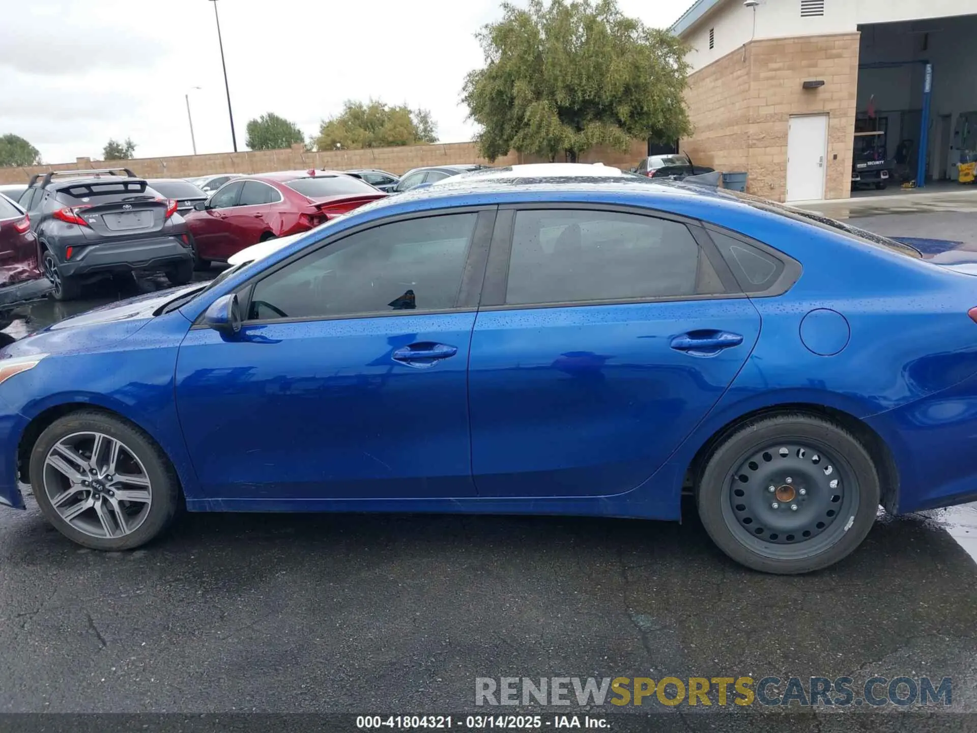 14 Photograph of a damaged car 3KPF34AD8KE022803 KIA FORTE 2019