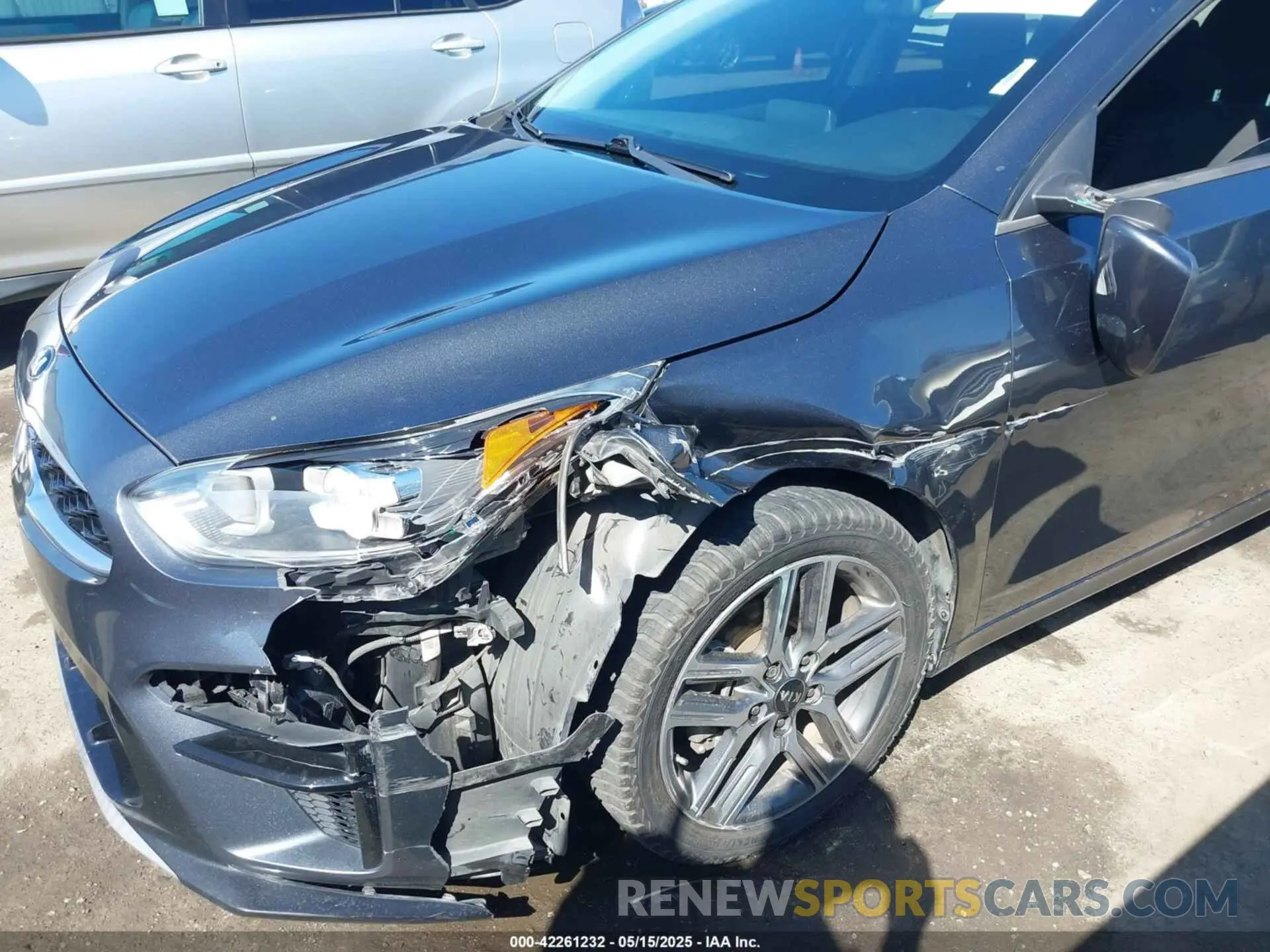 6 Photograph of a damaged car 3KPF34AD8KE024325 KIA FORTE 2019