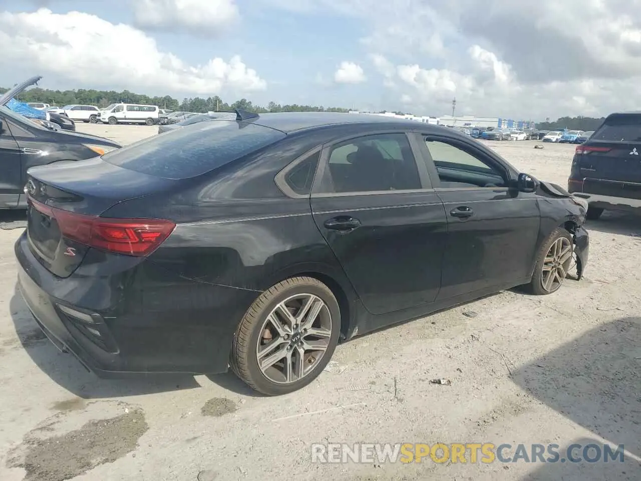 3 Photograph of a damaged car 3KPF34AD8KE028777 KIA FORTE 2019
