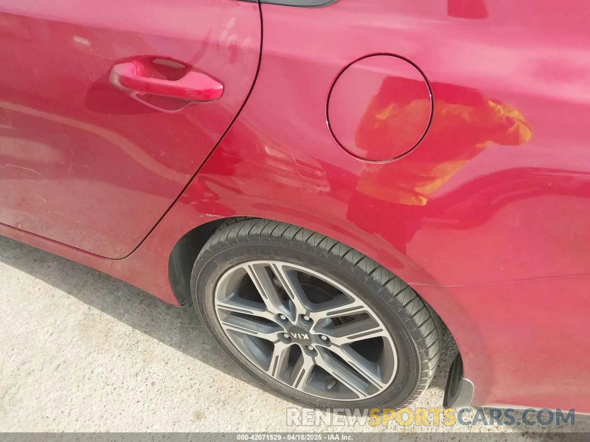 6 Photograph of a damaged car 3KPF34AD8KE042257 KIA FORTE 2019