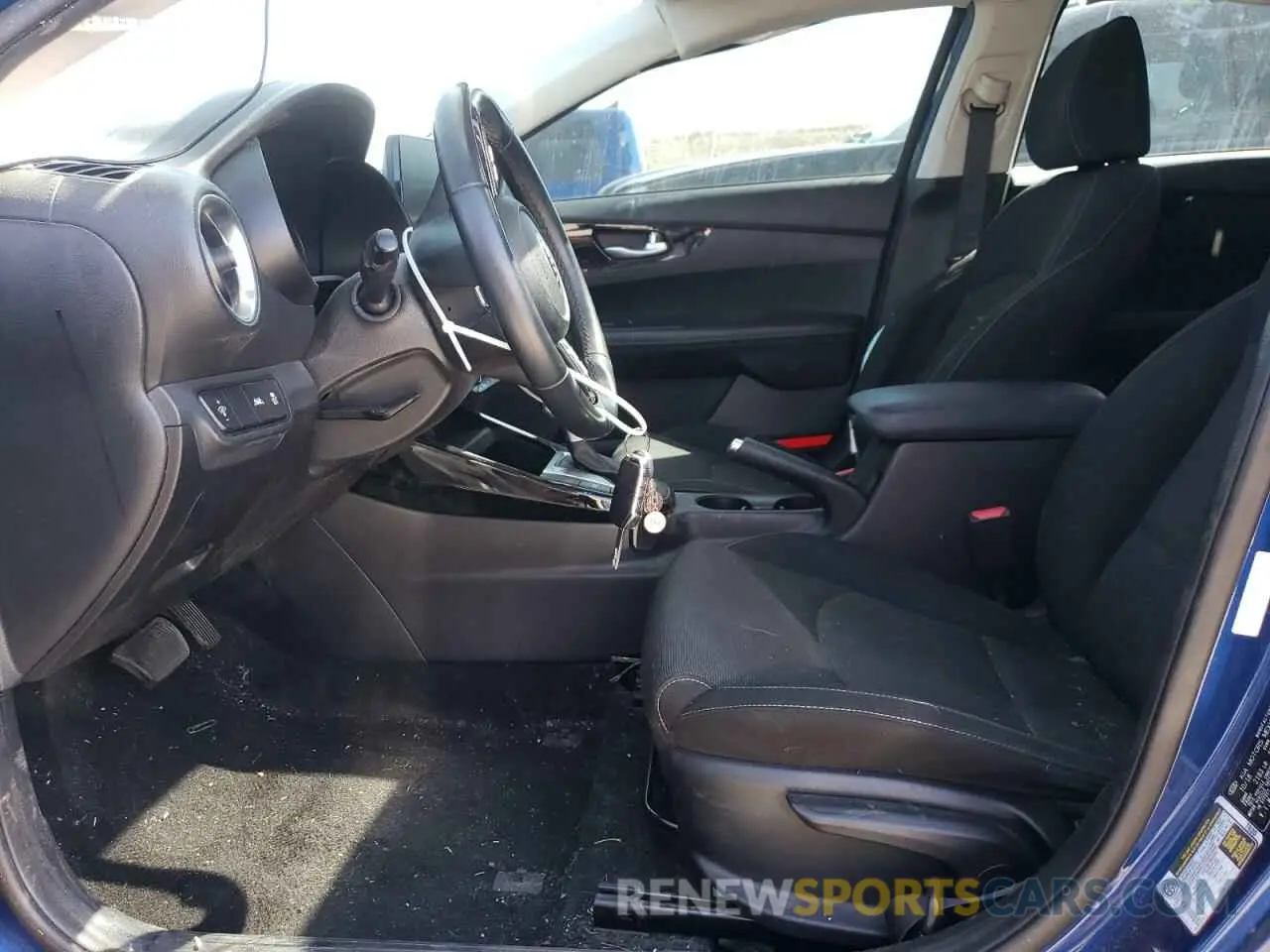 7 Photograph of a damaged car 3KPF34AD8KE050441 KIA FORTE 2019