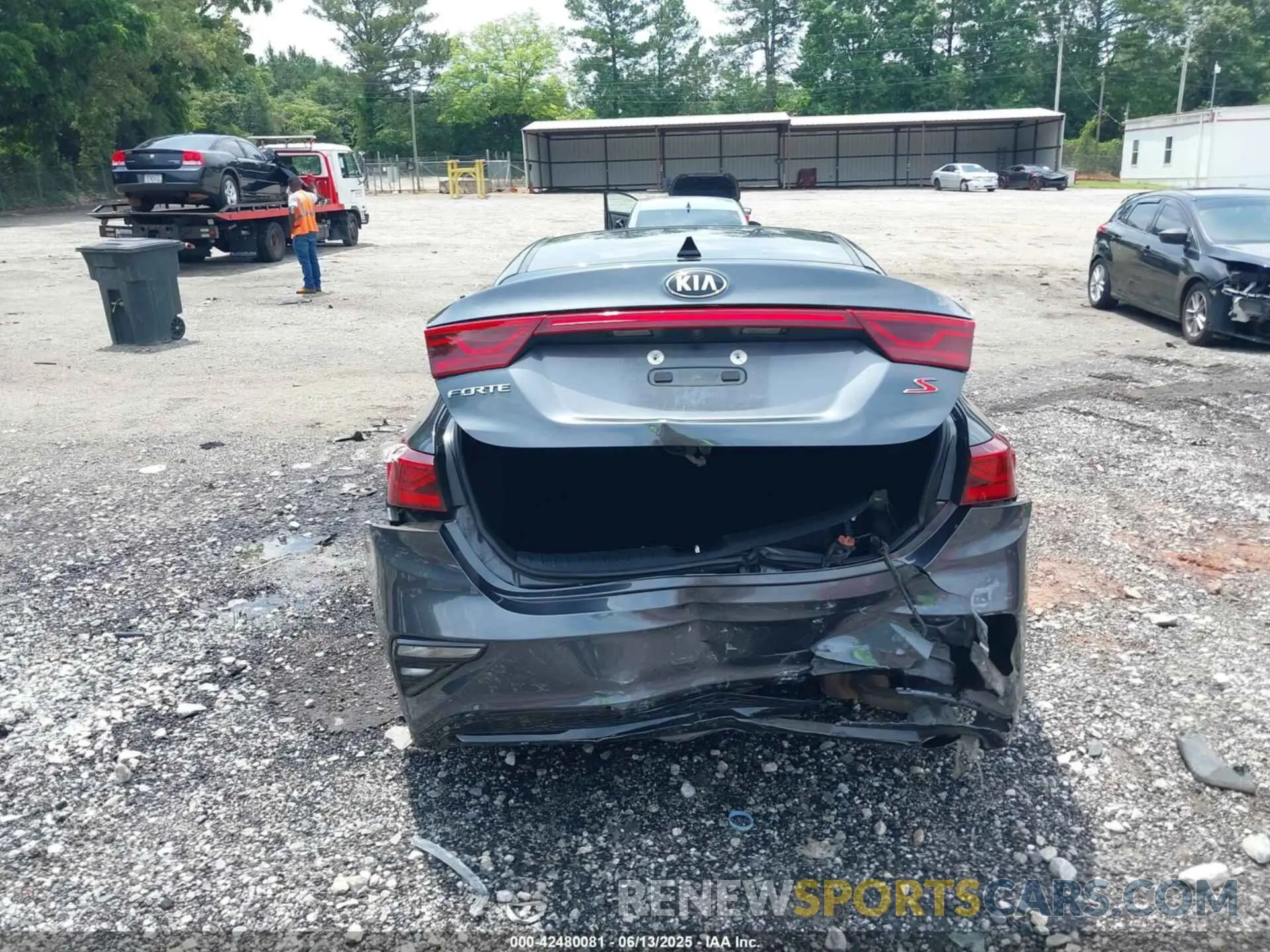 6 Photograph of a damaged car 3KPF34AD8KE110556 KIA FORTE 2019