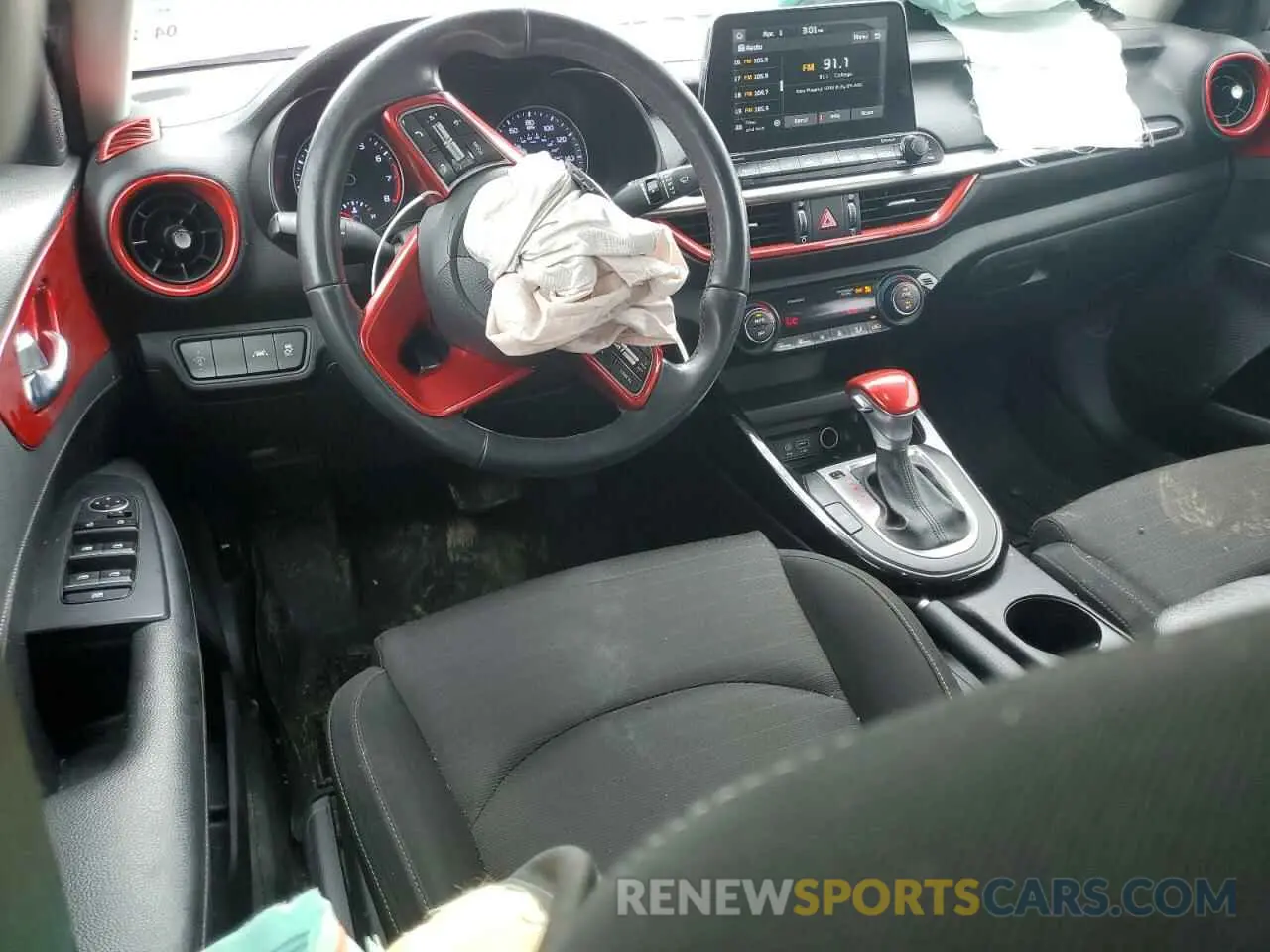 8 Photograph of a damaged car 3KPF34AD9KE049752 KIA FORTE 2019