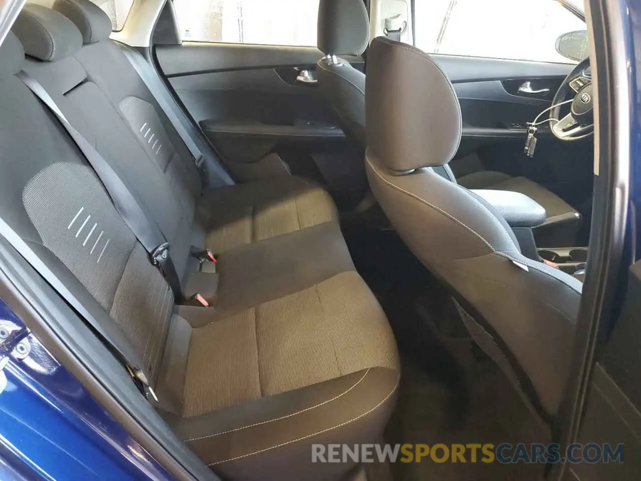 10 Photograph of a damaged car 3KPF34AD9KE124143 KIA FORTE 2019