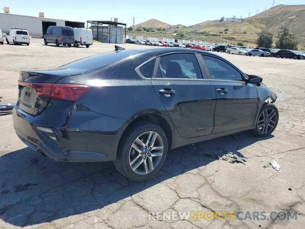 3 Photograph of a damaged car 3KPF34ADXKE012578 KIA FORTE 2019