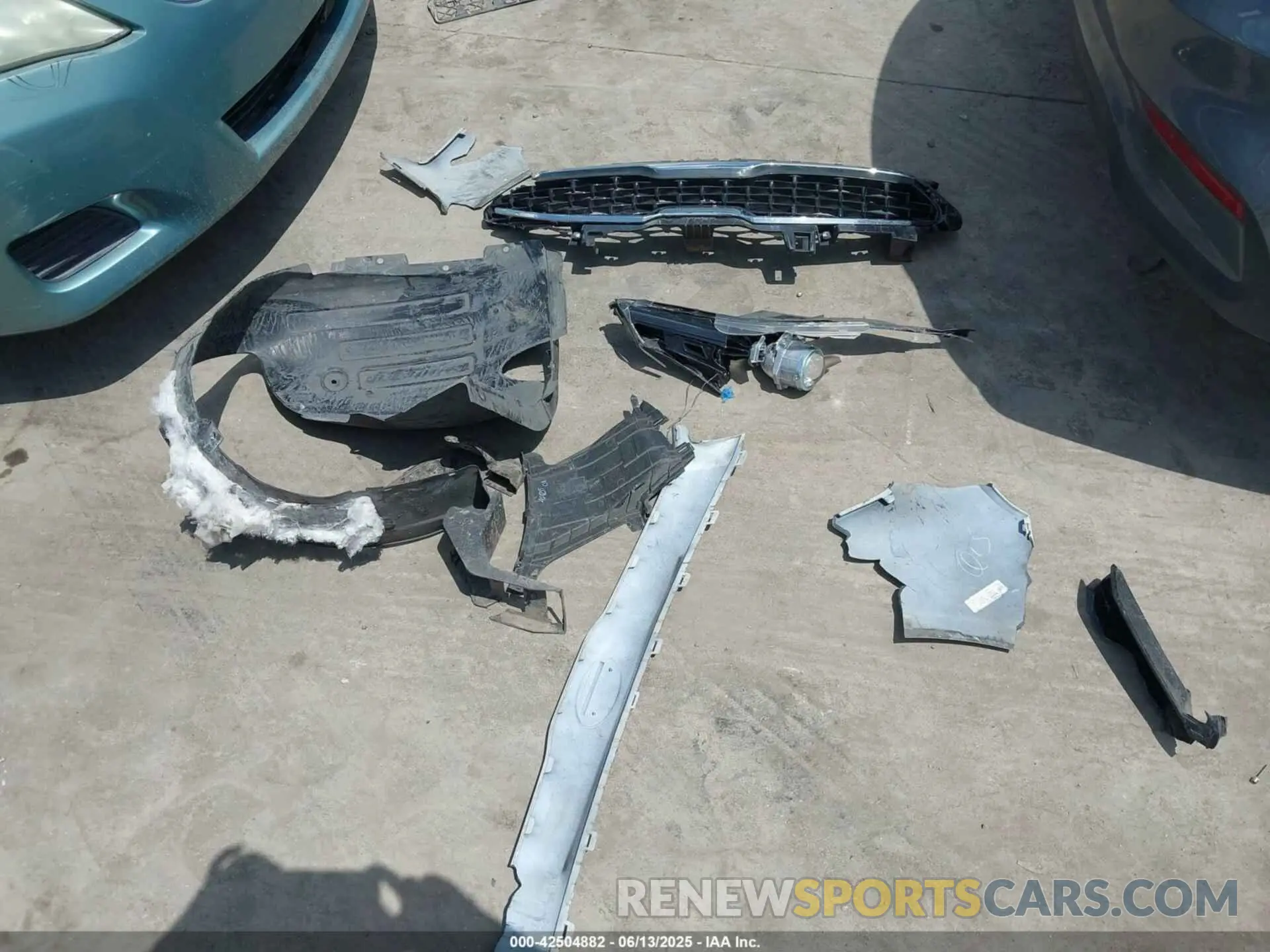 12 Photograph of a damaged car 3KPF54AD0KE021266 KIA FORTE 2019