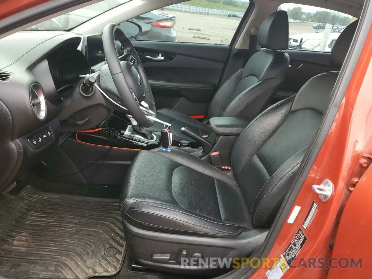 7 Photograph of a damaged car 3KPF54AD2KE069495 KIA FORTE 2019