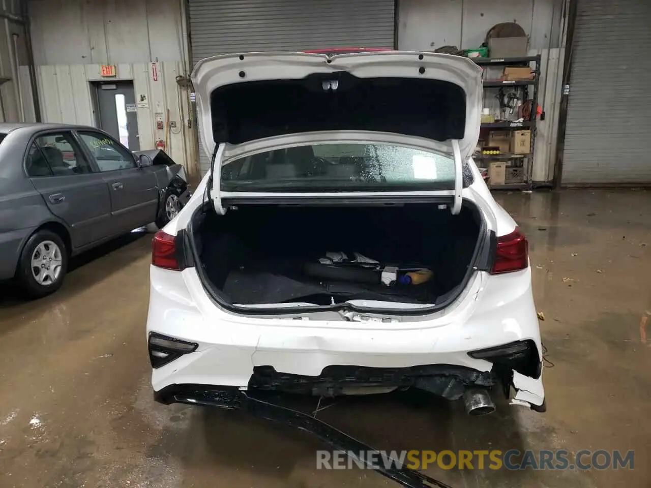 6 Photograph of a damaged car 3KPF54AD4KE035235 KIA FORTE 2019