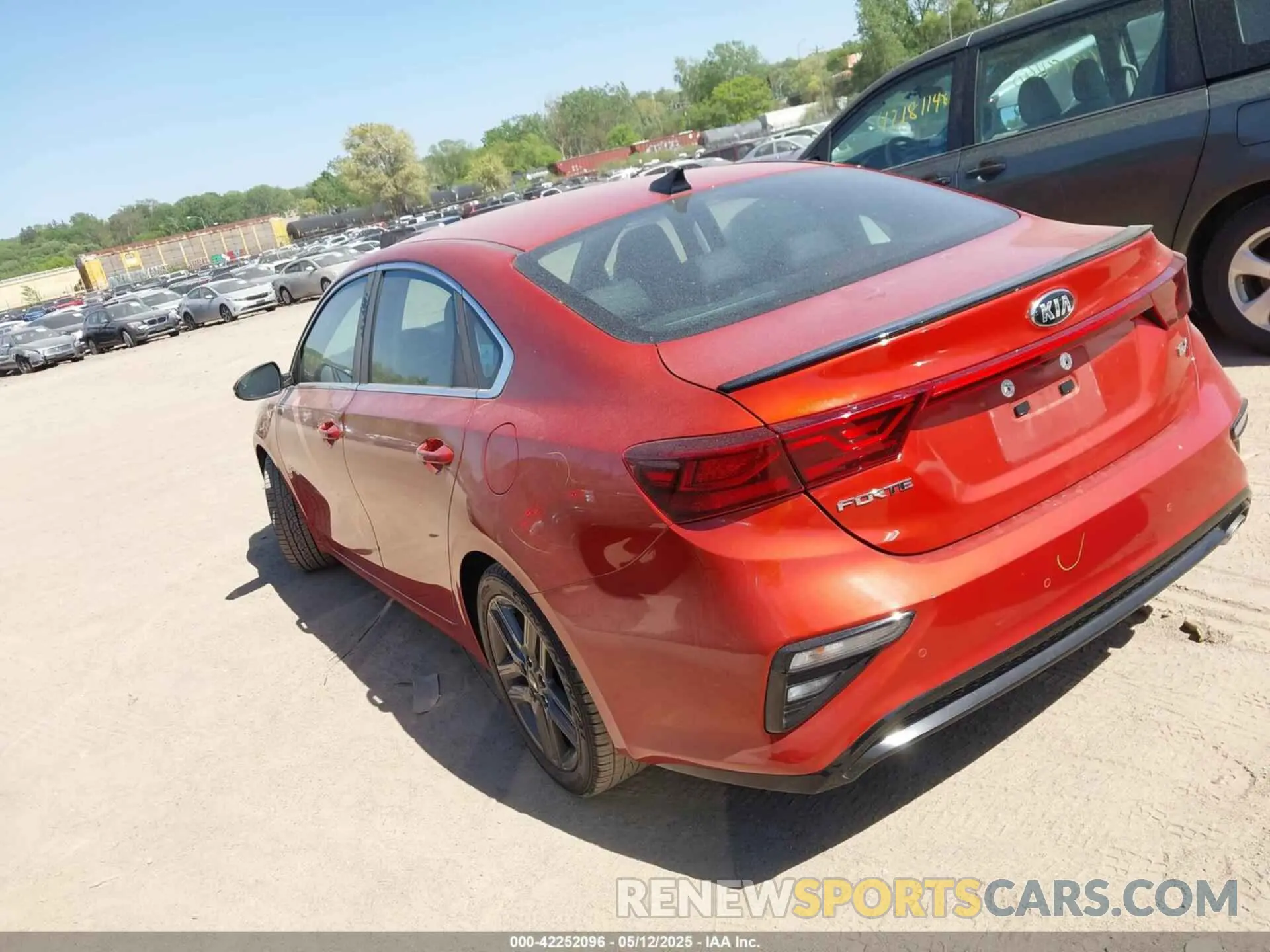 3 Photograph of a damaged car 3KPF54AD4KE068588 KIA FORTE 2019