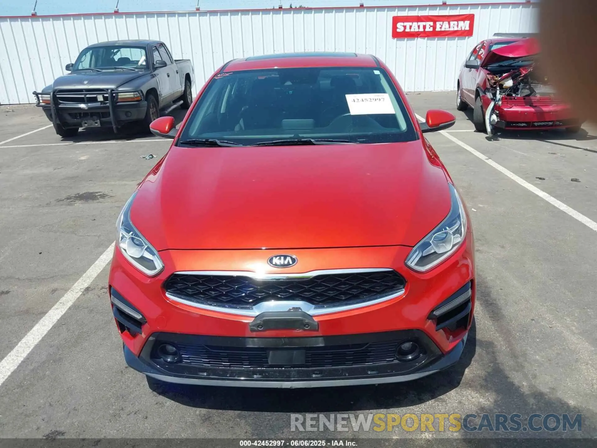 13 Photograph of a damaged car 3KPF54AD4KE086654 KIA FORTE 2019