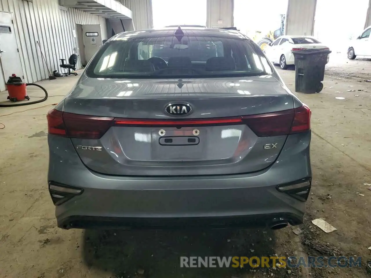 6 Photograph of a damaged car 3KPF54AD4KE129339 KIA FORTE 2019