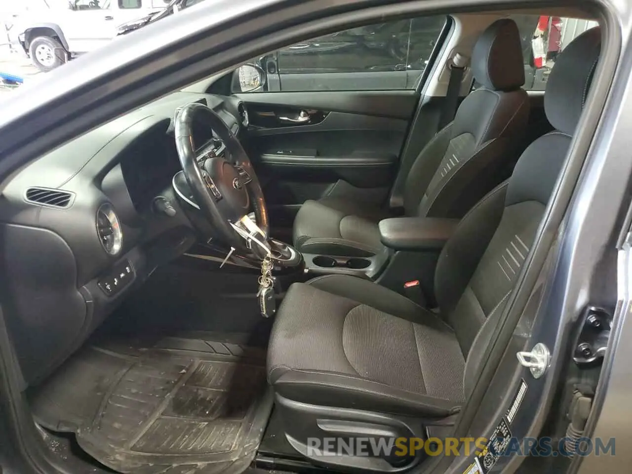 7 Photograph of a damaged car 3KPF54AD4KE129339 KIA FORTE 2019