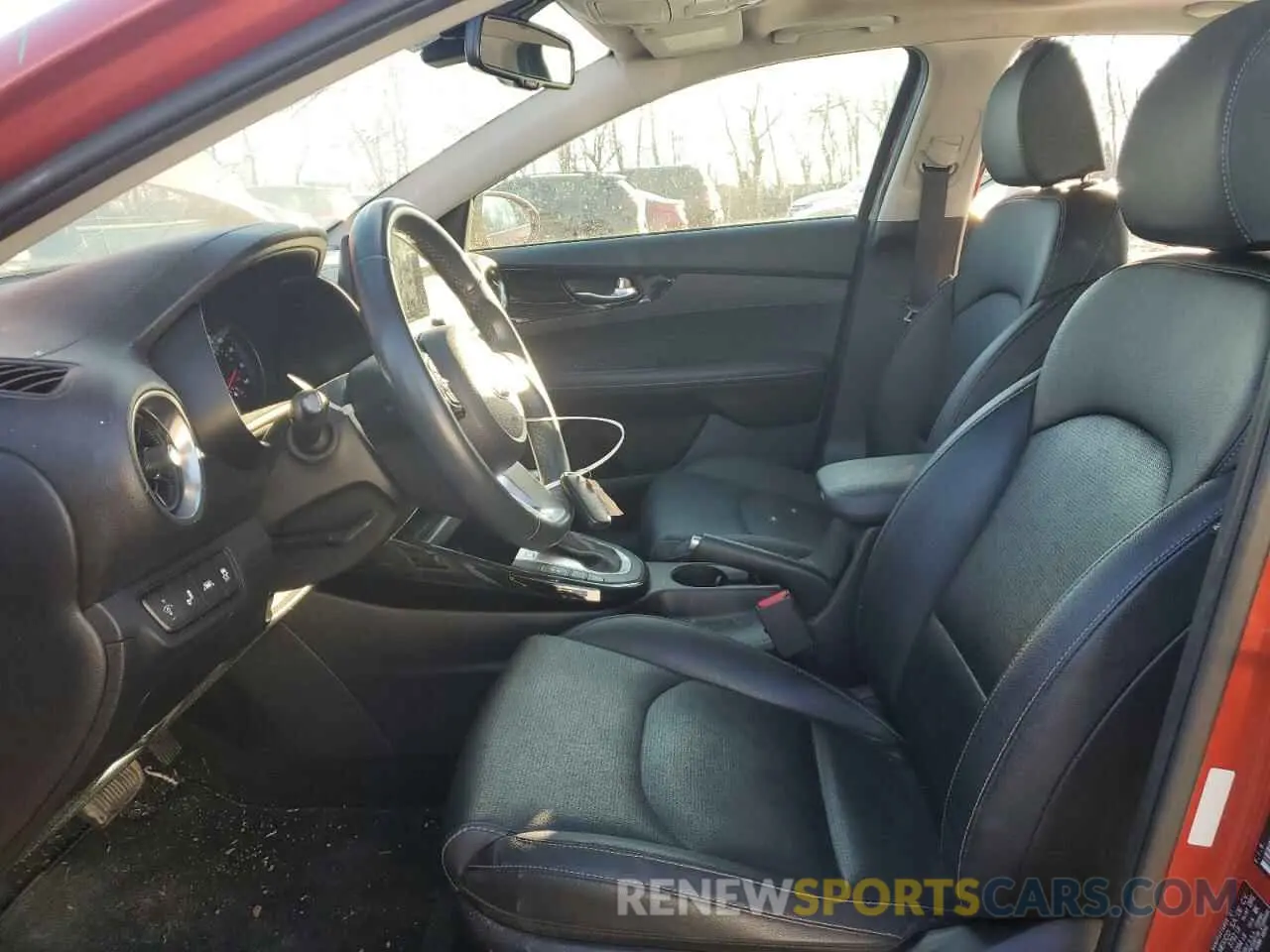 7 Photograph of a damaged car 3KPF54AD5KE059253 KIA FORTE 2019