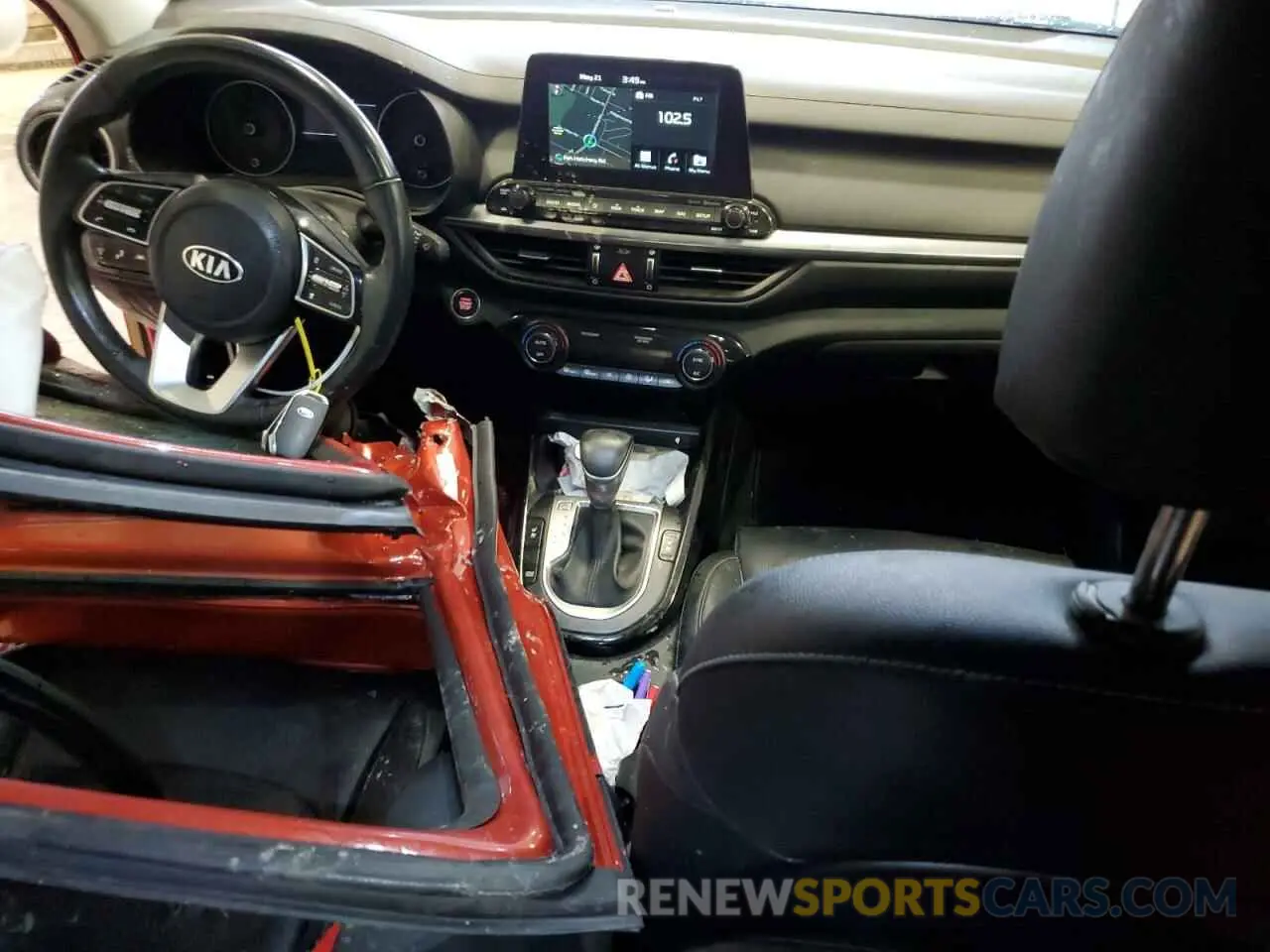 8 Photograph of a damaged car 3KPF54AD5KE069961 KIA FORTE 2019