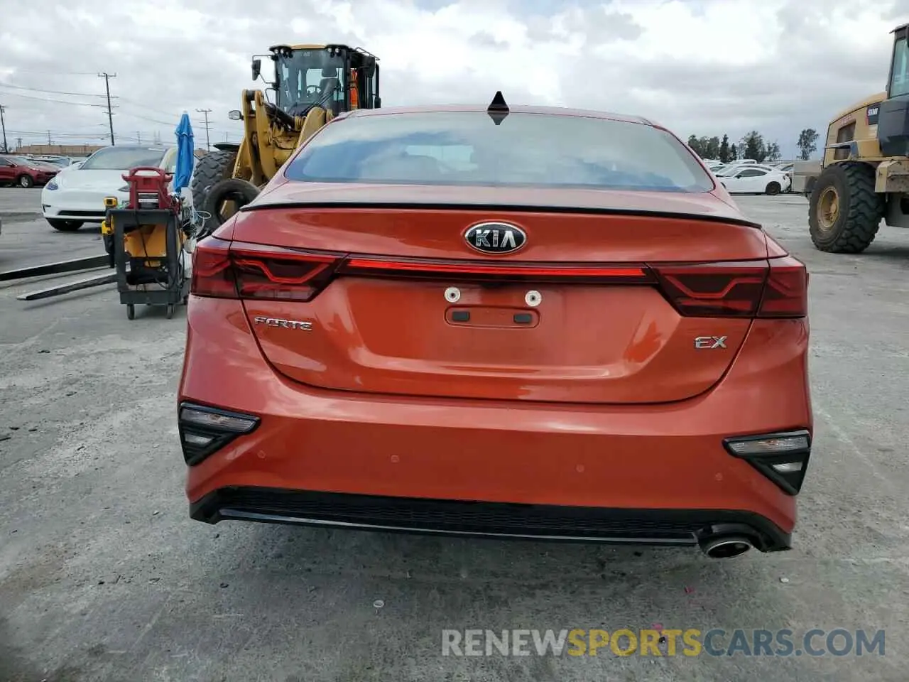6 Photograph of a damaged car 3KPF54AD5KE070432 KIA FORTE 2019