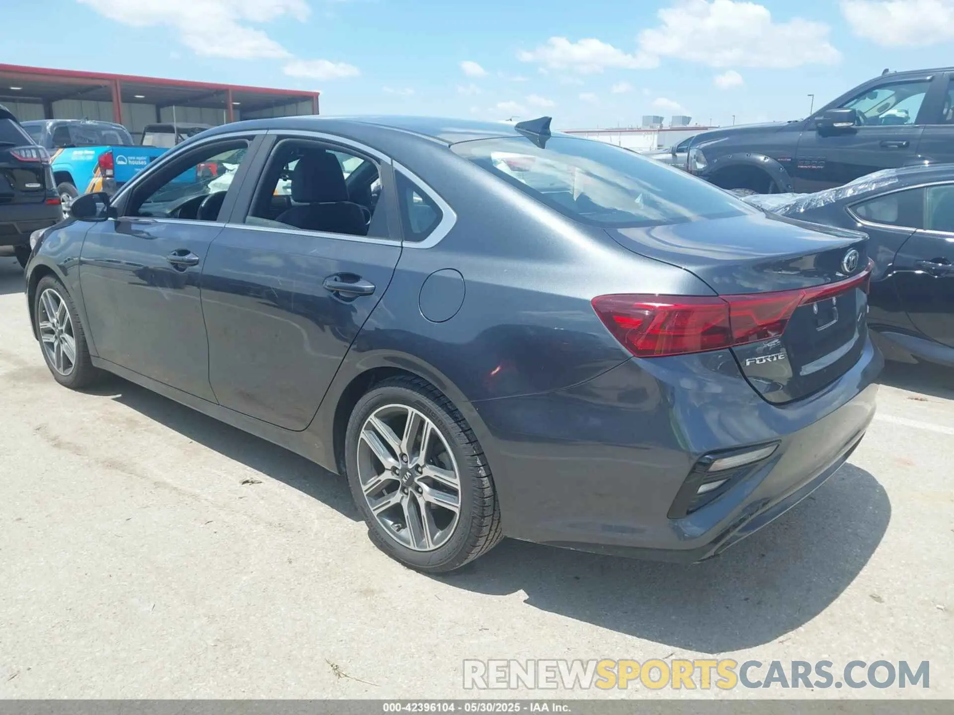 3 Photograph of a damaged car 3KPF54AD6KE028206 KIA FORTE 2019