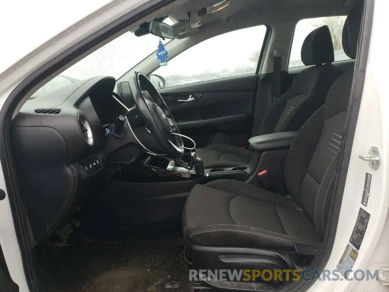 7 Photograph of a damaged car 3KPF54AD7KE047802 KIA FORTE 2019