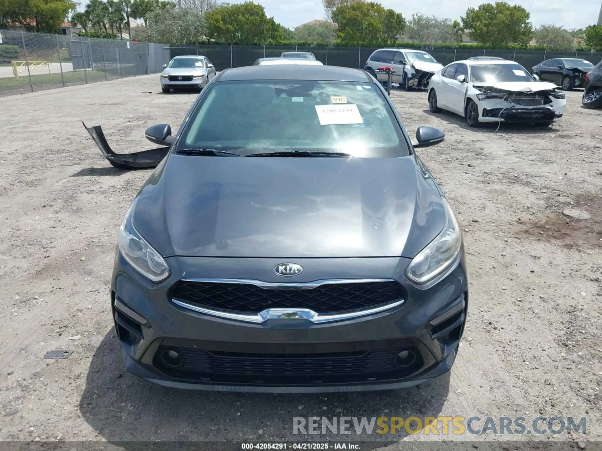 13 Photograph of a damaged car 3KPF54AD9KE032900 KIA FORTE 2019