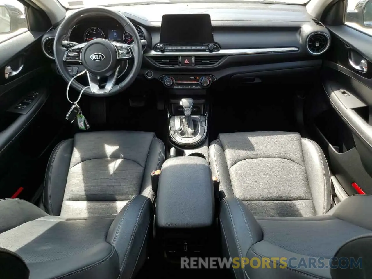 8 Photograph of a damaged car 3KPF54AD9KE088867 KIA FORTE 2019