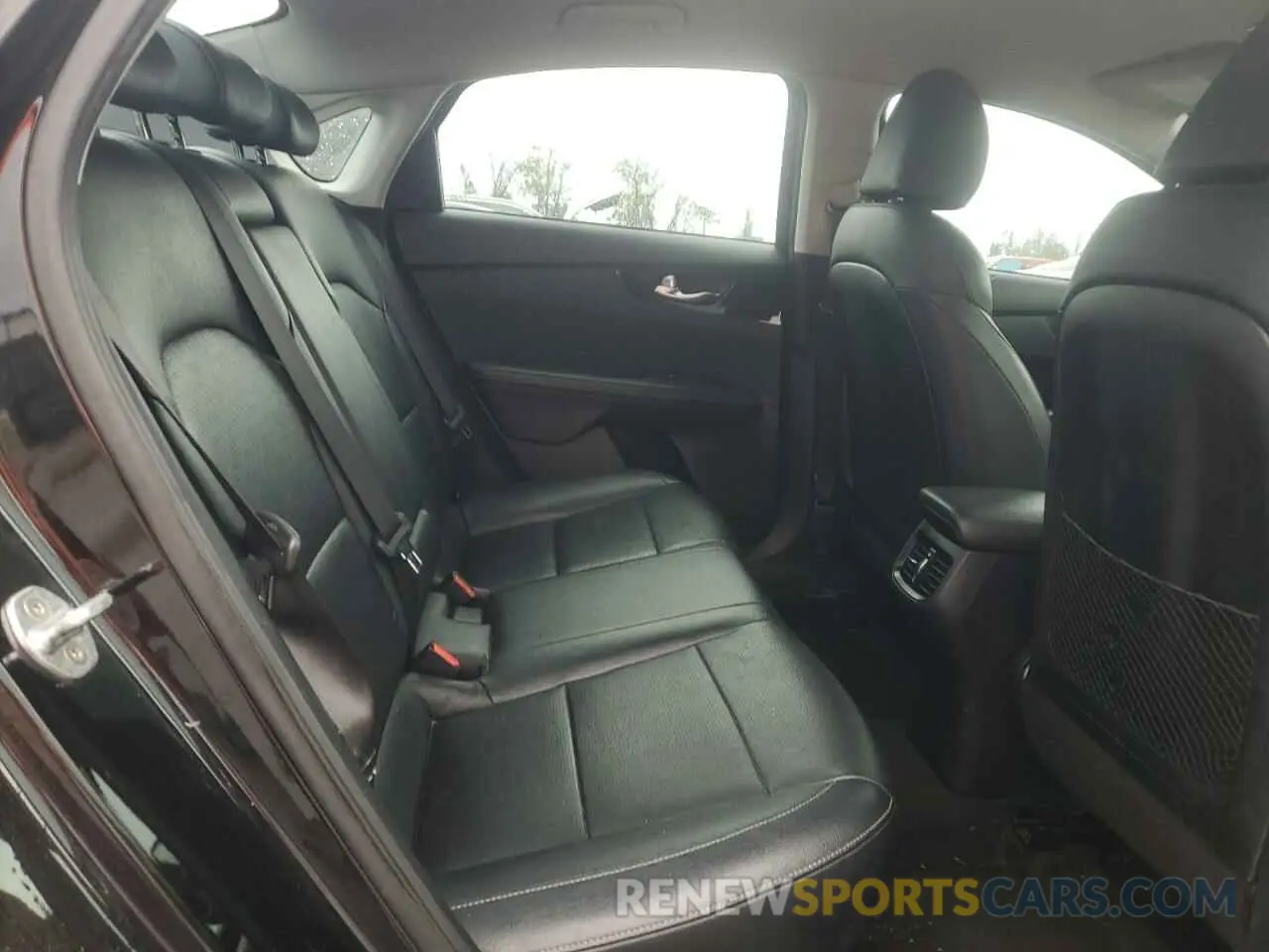 10 Photograph of a damaged car 3KPF54ADXKE036812 KIA FORTE 2019