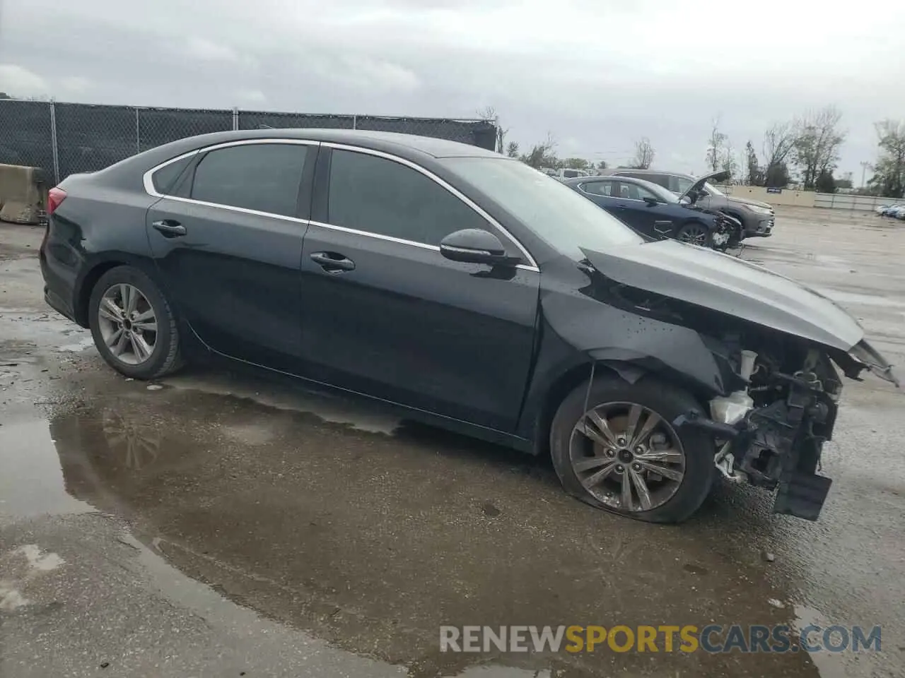4 Photograph of a damaged car 3KPF54ADXKE036812 KIA FORTE 2019
