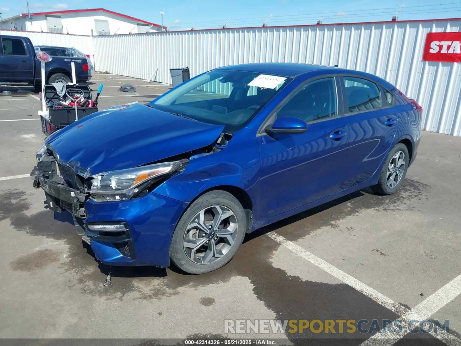 2 Photograph of a damaged car 3KPF24AD0LE150697 KIA FORTE 2020