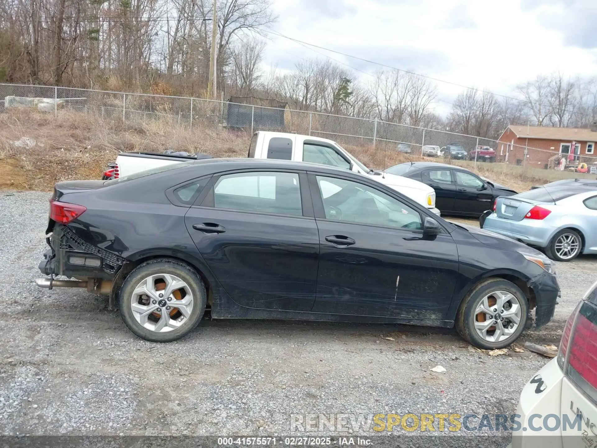 13 Photograph of a damaged car 3KPF24AD0LE154507 KIA FORTE 2020