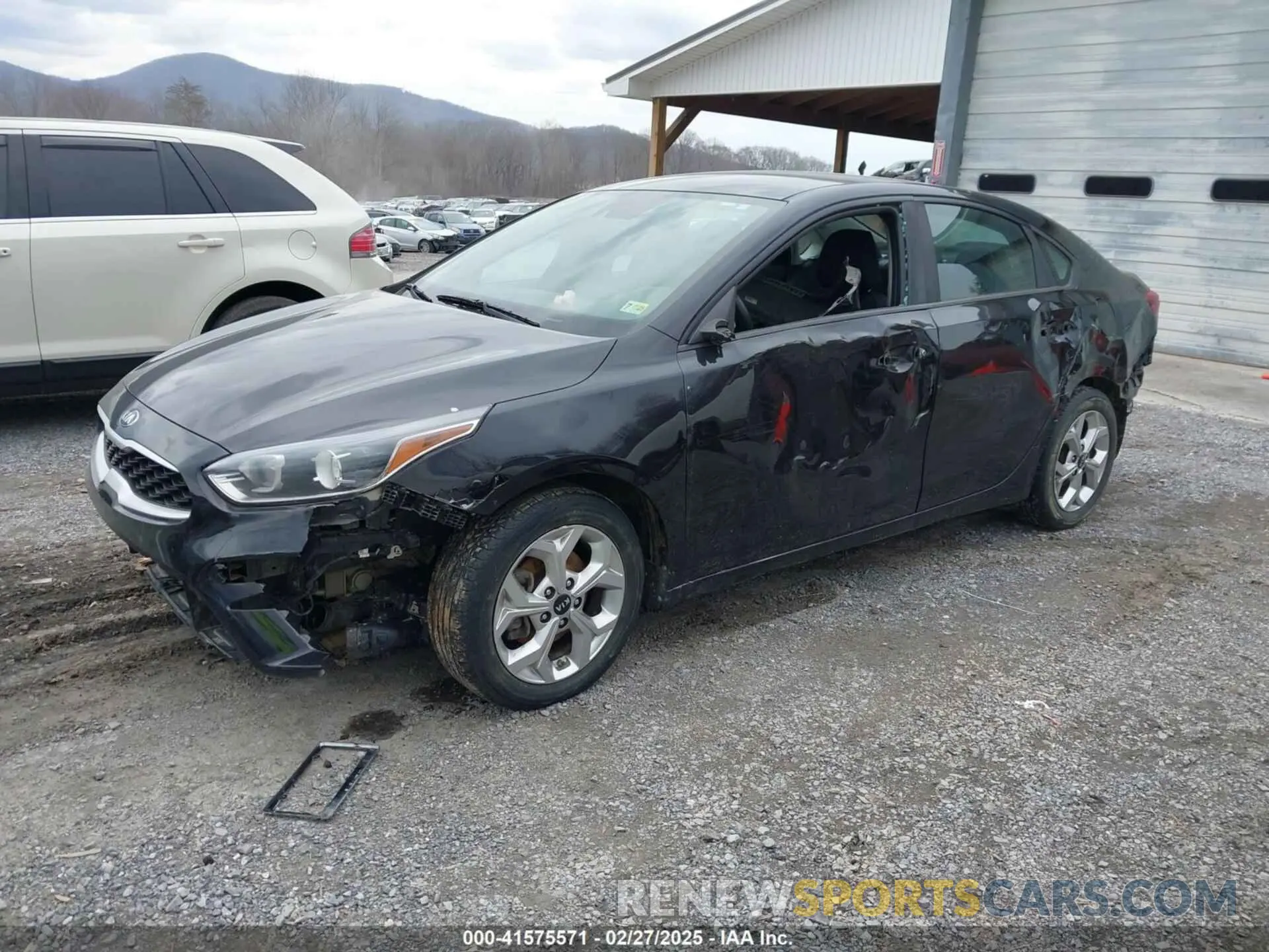 2 Photograph of a damaged car 3KPF24AD0LE154507 KIA FORTE 2020