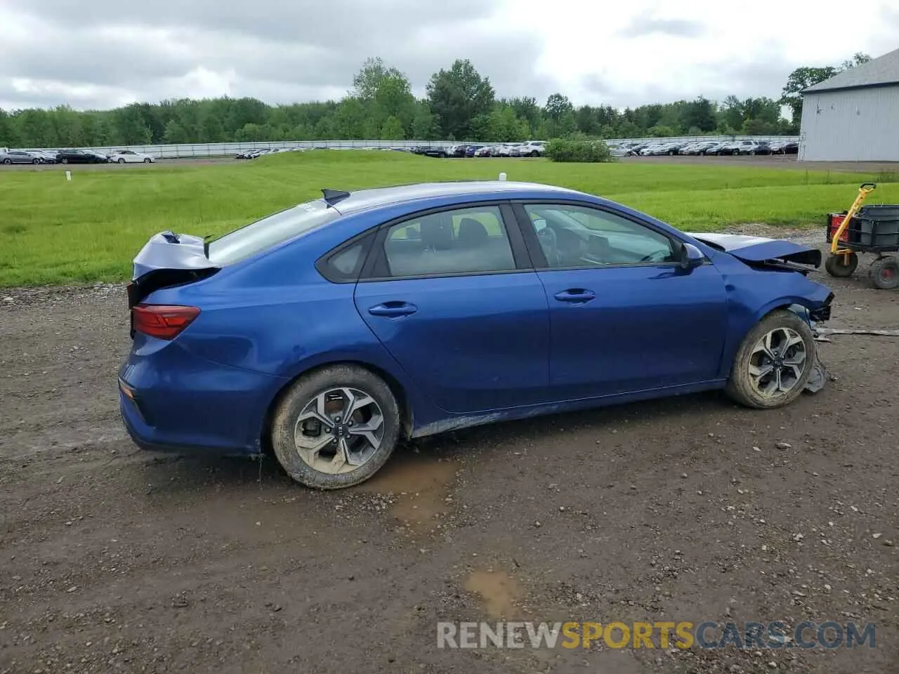 3 Photograph of a damaged car 3KPF24AD0LE179522 KIA FORTE 2020