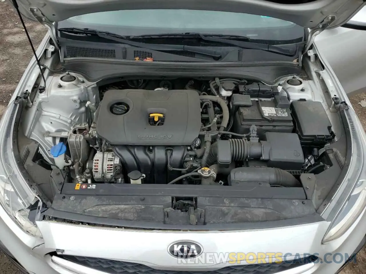 11 Photograph of a damaged car 3KPF24AD0LE187085 KIA FORTE 2020
