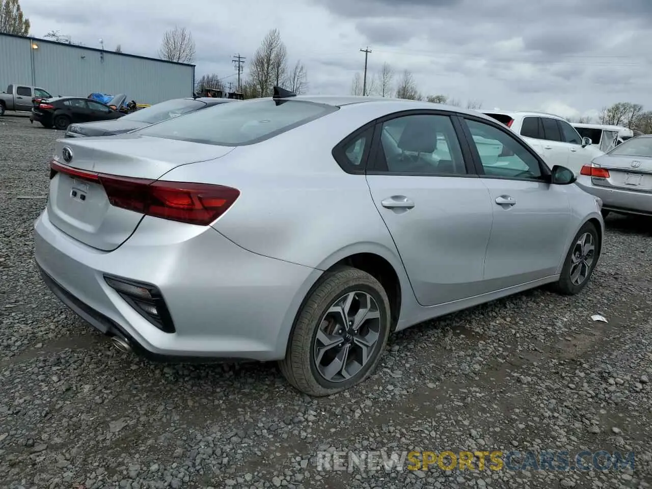3 Photograph of a damaged car 3KPF24AD0LE187362 KIA FORTE 2020