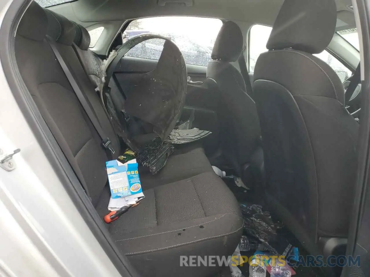 10 Photograph of a damaged car 3KPF24AD0LE187832 KIA FORTE 2020