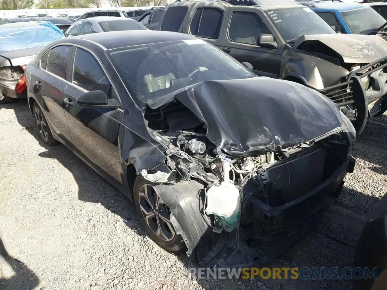 4 Photograph of a damaged car 3KPF24AD0LE187930 KIA FORTE 2020