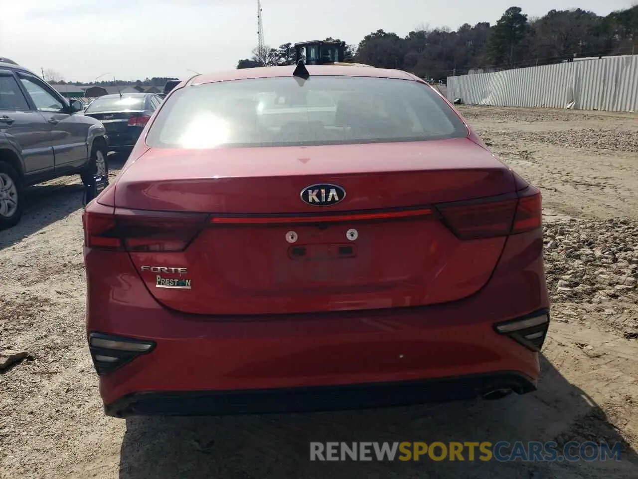 6 Photograph of a damaged car 3KPF24AD0LE205150 KIA FORTE 2020