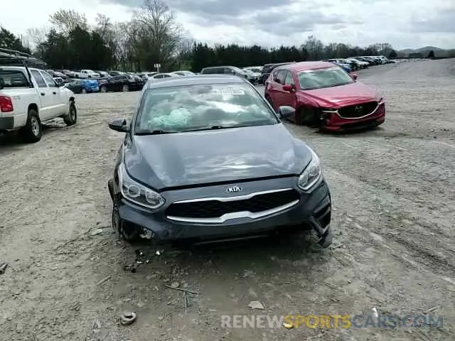 10 Photograph of a damaged car 3KPF24AD0LE207402 KIA FORTE 2020