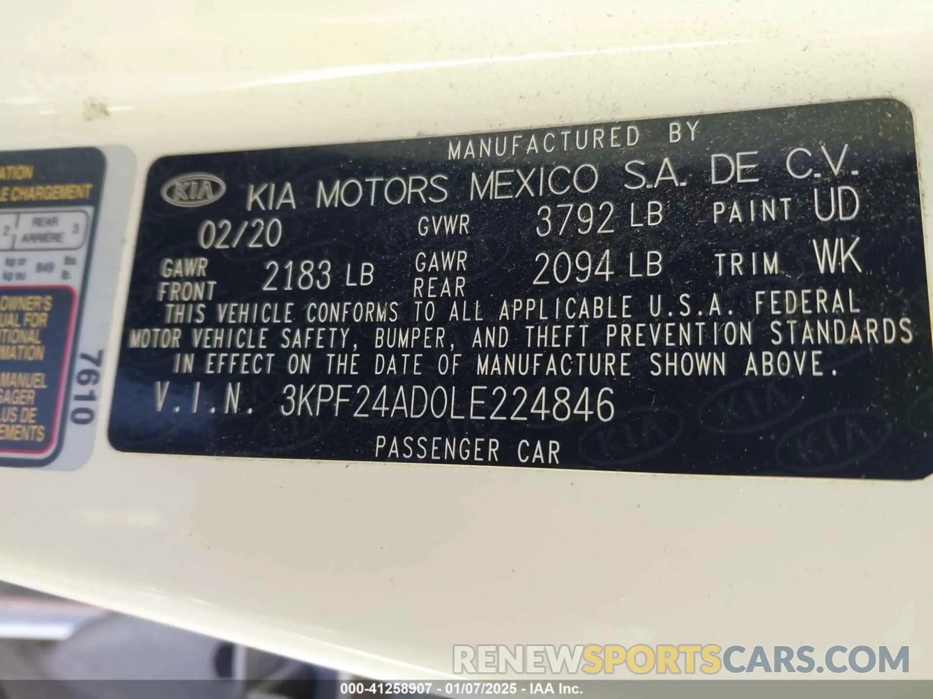 9 Photograph of a damaged car 3KPF24AD0LE224846 KIA FORTE 2020
