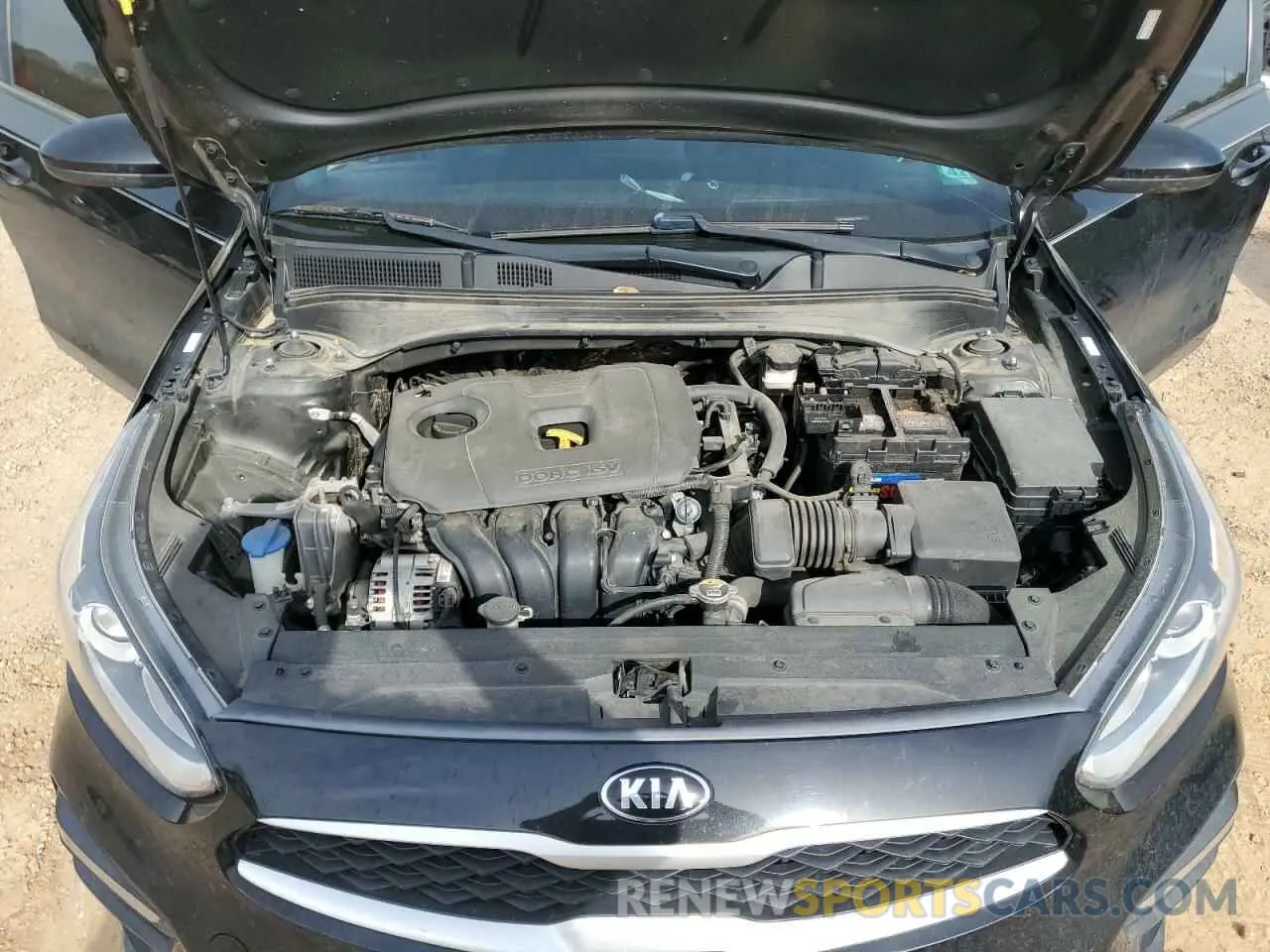 11 Photograph of a damaged car 3KPF24AD0LE227570 KIA FORTE 2020