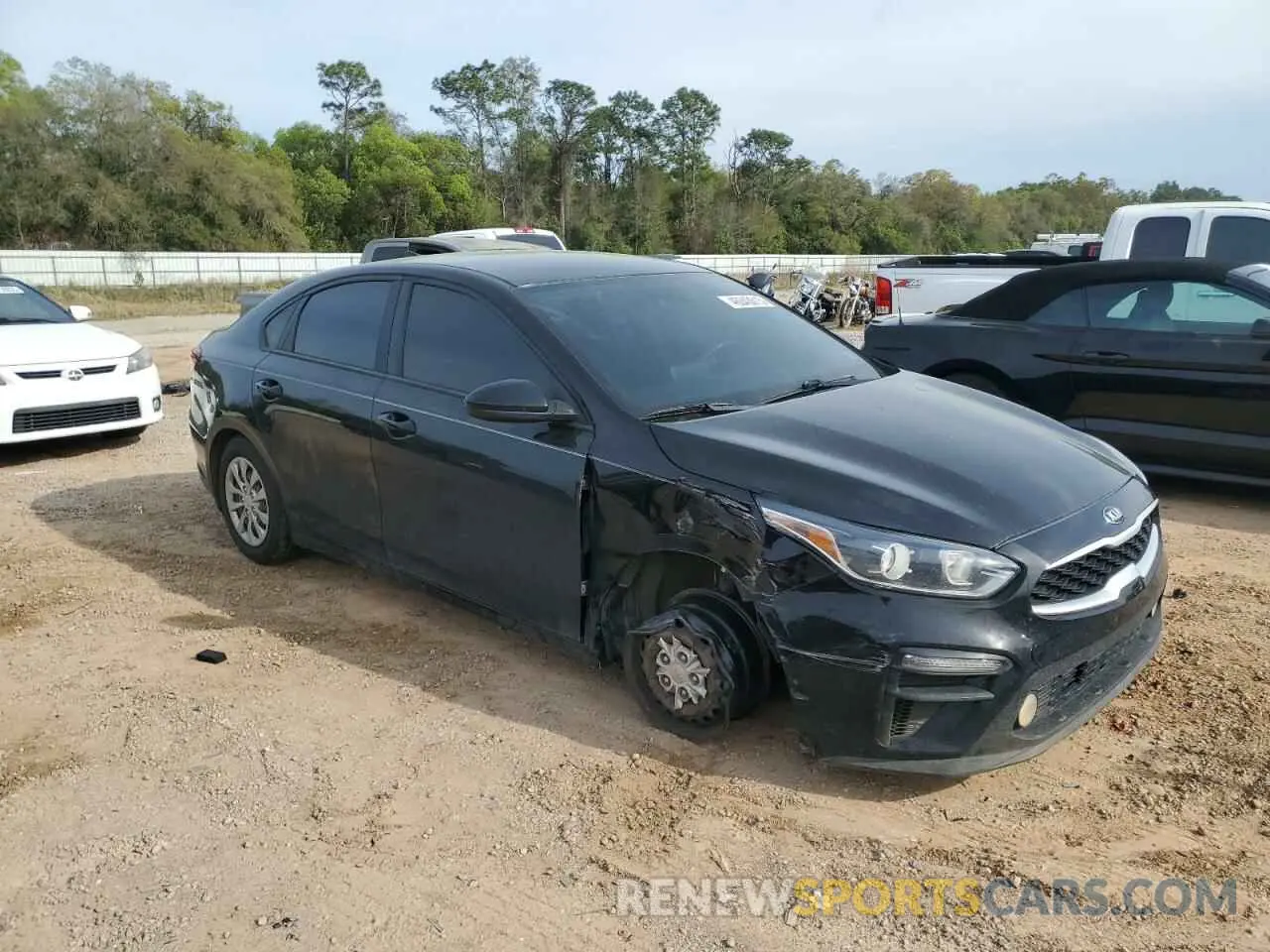 4 Photograph of a damaged car 3KPF24AD0LE227570 KIA FORTE 2020