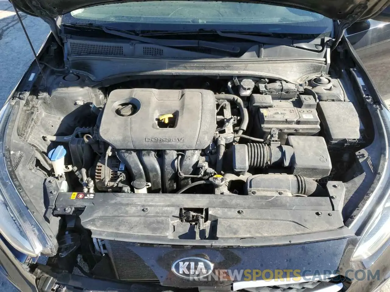 12 Photograph of a damaged car 3KPF24AD0LE229156 KIA FORTE 2020