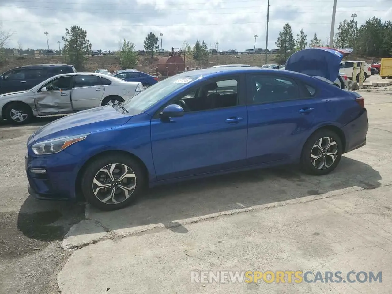 1 Photograph of a damaged car 3KPF24AD0LE232719 KIA FORTE 2020