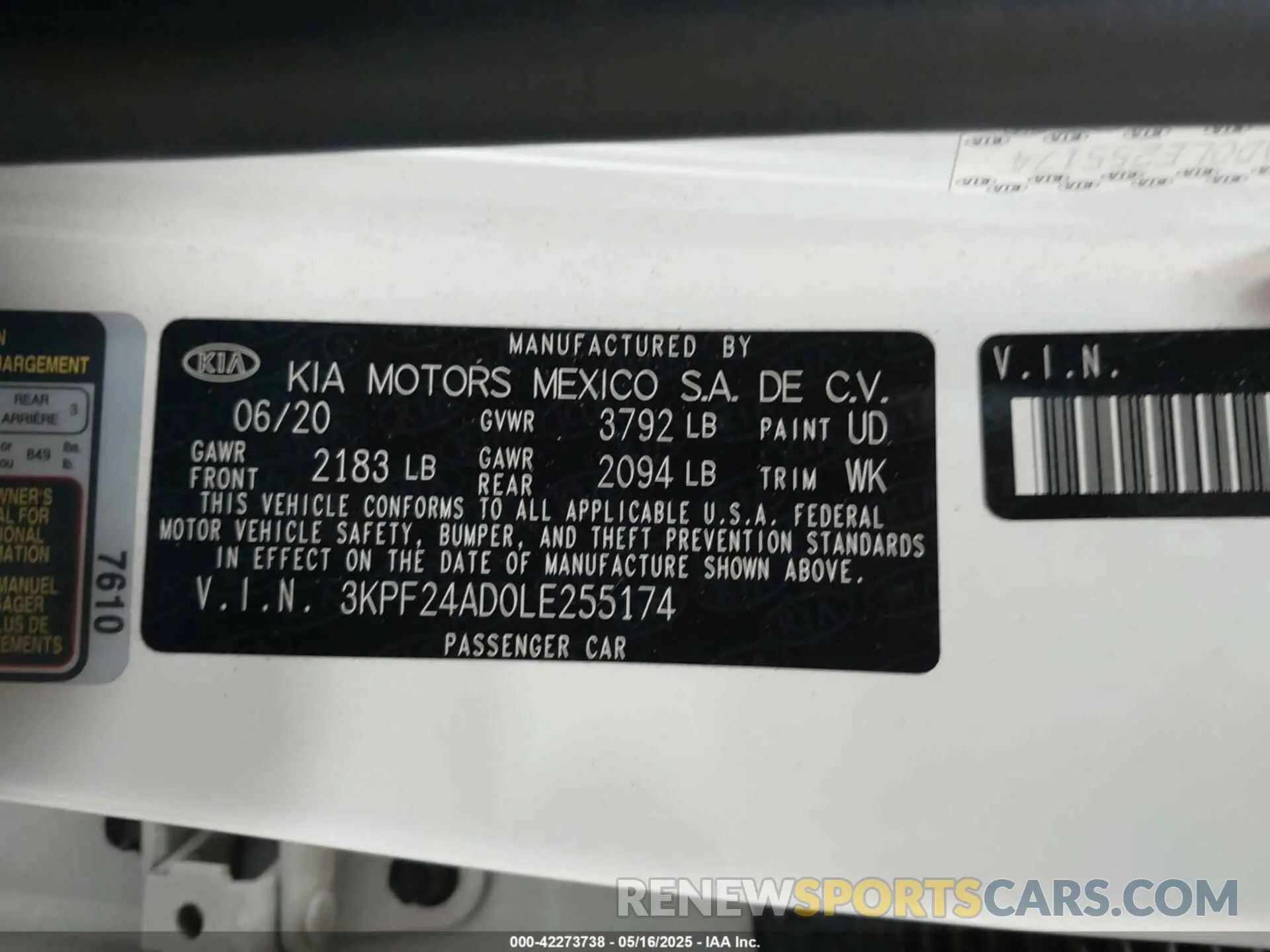 9 Photograph of a damaged car 3KPF24AD0LE255174 KIA FORTE 2020