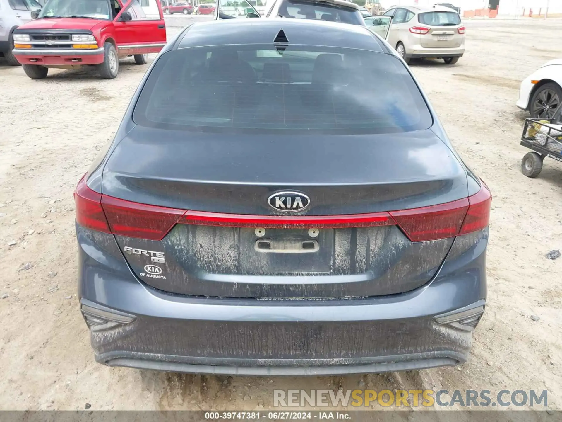 16 Photograph of a damaged car 3KPF24AD1LE141961 KIA FORTE 2020