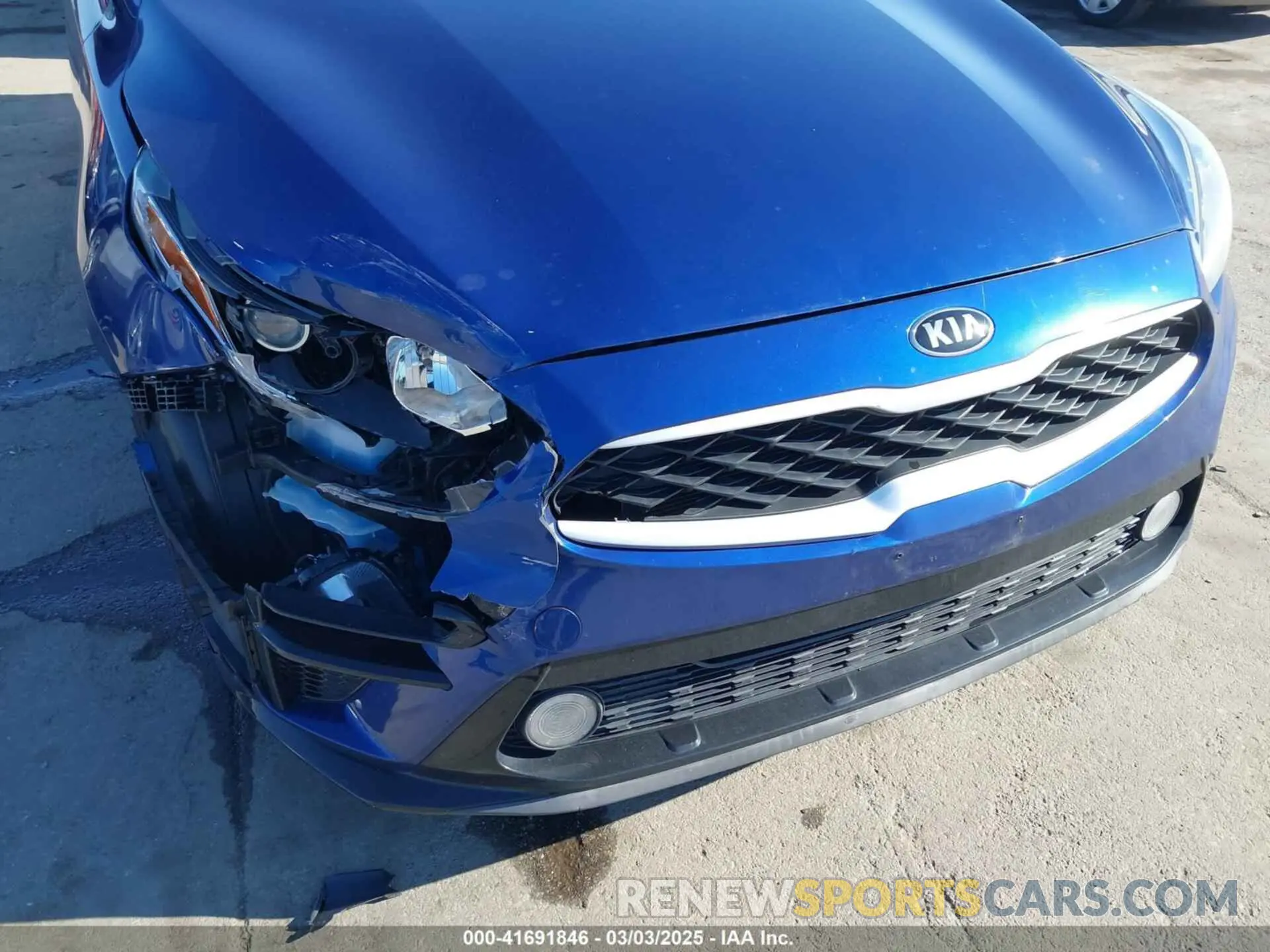 19 Photograph of a damaged car 3KPF24AD1LE178444 KIA FORTE 2020