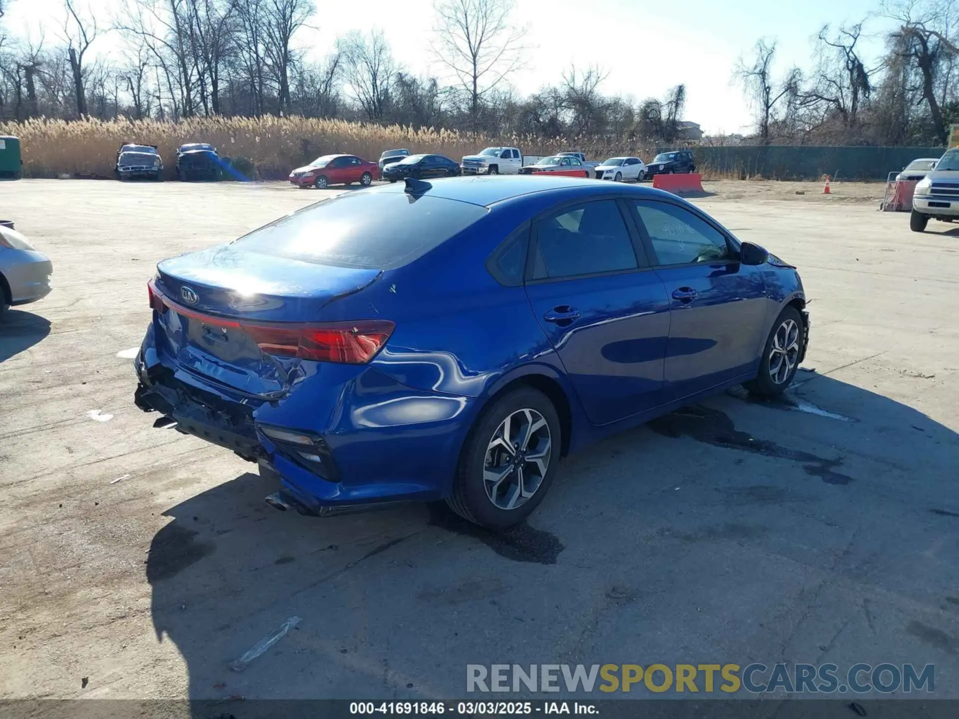 4 Photograph of a damaged car 3KPF24AD1LE178444 KIA FORTE 2020