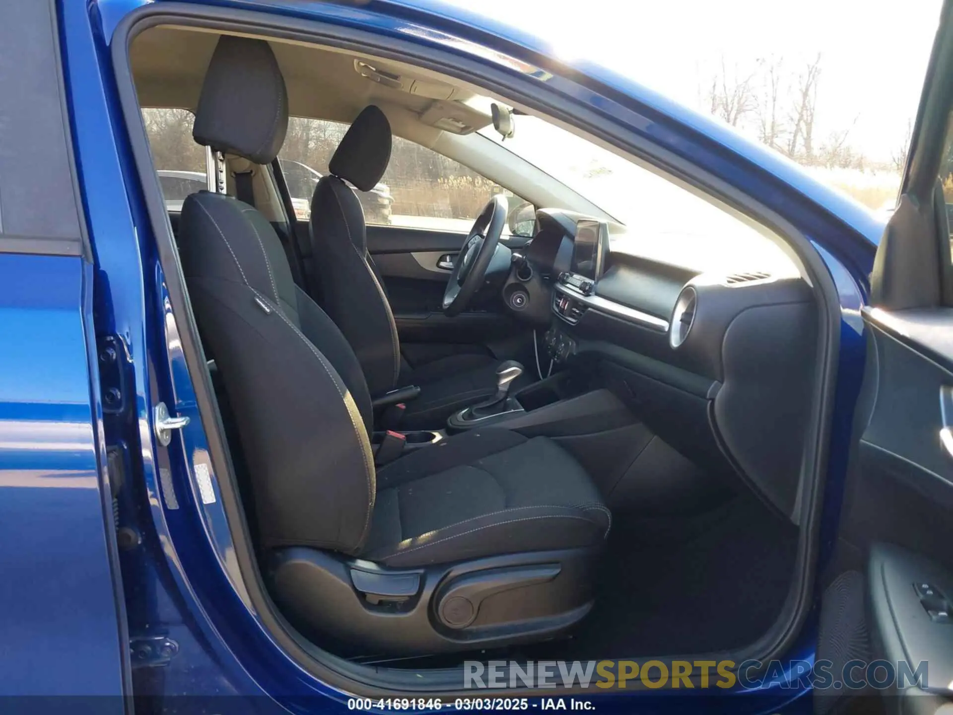 5 Photograph of a damaged car 3KPF24AD1LE178444 KIA FORTE 2020