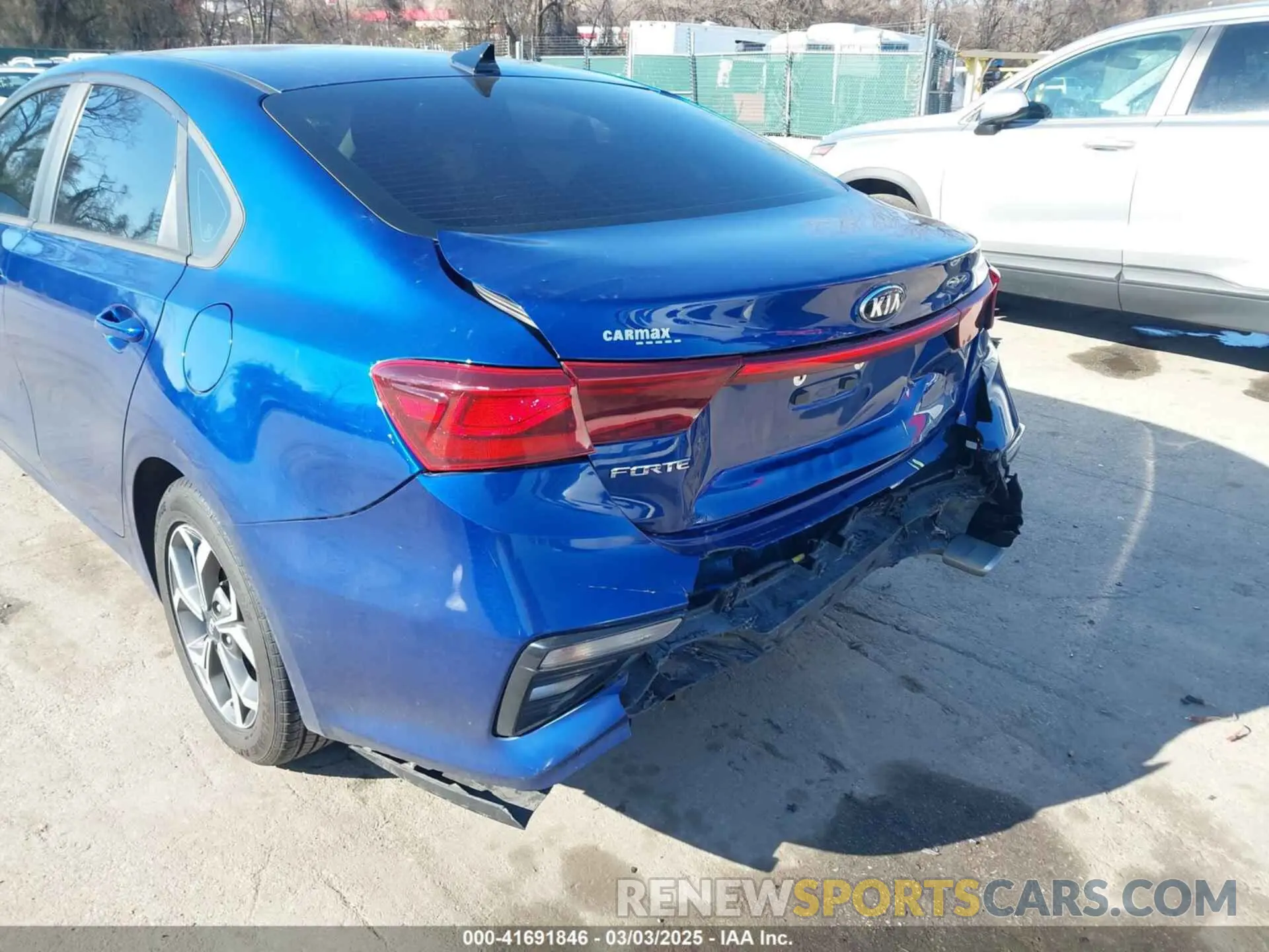6 Photograph of a damaged car 3KPF24AD1LE178444 KIA FORTE 2020