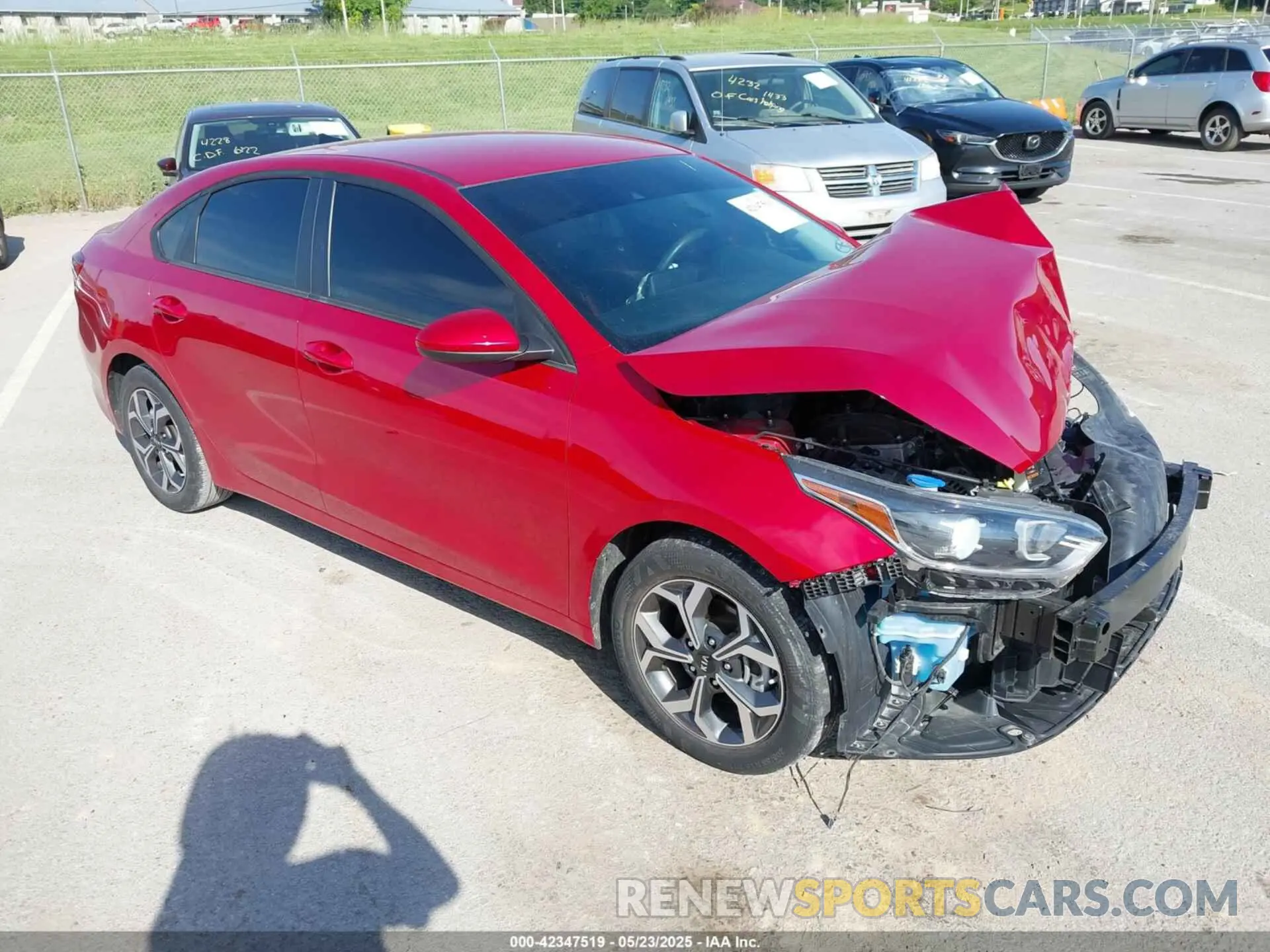 1 Photograph of a damaged car 3KPF24AD1LE201494 KIA FORTE 2020